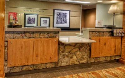 Photo 4 - Hampton Inn Franklin