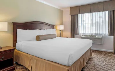 Photo 2 - Best Western Salinas Monterey Hotel
