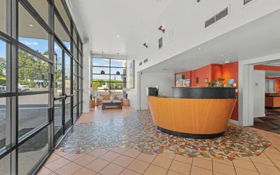 Photo 4 - Vagabond Inn Executive Sacramento Old Town