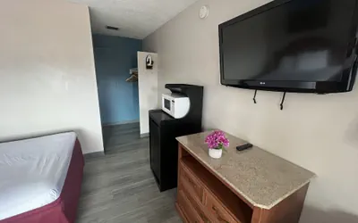 Photo 5 - Days Inn by Wyndham Chico