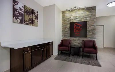 Photo 4 - Red Roof Inn & Suites Thomasville