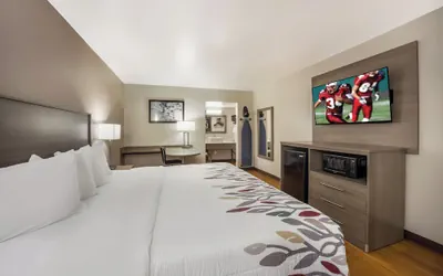 Photo 5 - Red Roof Inn & Suites Thomasville