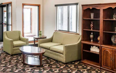 Photo 4 - Quality Inn & Suites Lebanon I-65
