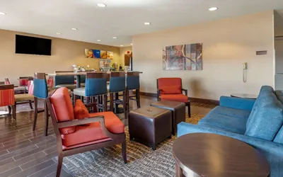 Photo 3 - Comfort Inn Shelbyville North