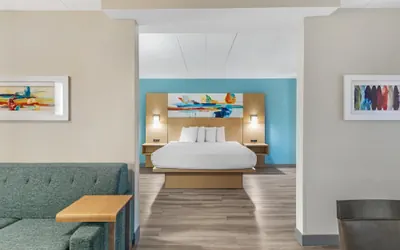 Photo 5 - Best Western PLUS Executive Hotel
