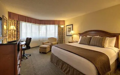 Photo 5 - Red Lion Hotel Yakima Center