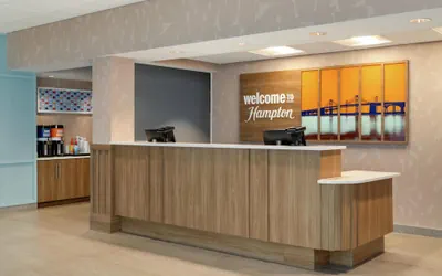 Photo 5 - Hampton Inn Hagerstown