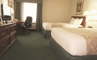 Photo 5 - La Quinta Inn by Wyndham Detroit Canton