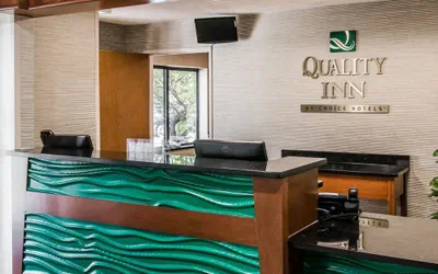 Photo 3 - Quality Inn & Suites Warren - Detroit