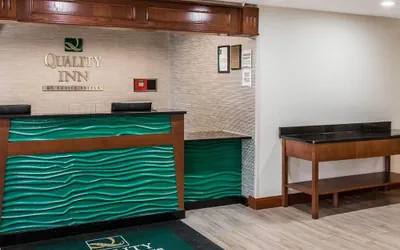 Photo 4 - Quality Inn & Suites Warren - Detroit