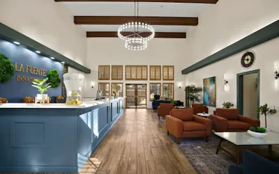 Photo 5 - La Fuente Inn & Suites