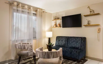 Photo 4 - Best Western Mt. Pleasant Inn