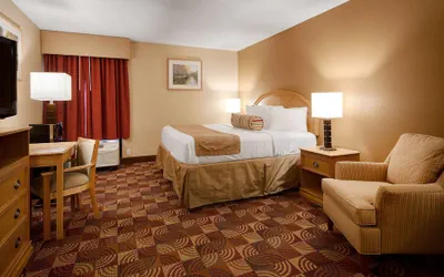 Photo 5 - Best Western Martinsville Inn