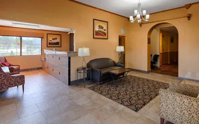 Photo 3 - Best Western Martinsville Inn