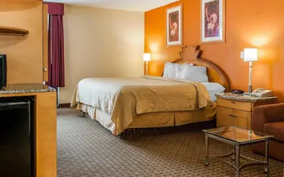 Photo 5 - Quality Inn & Suites Shelbyville I-74