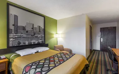 Photo 4 - Super 8 by Wyndham College Park Wash DC Area