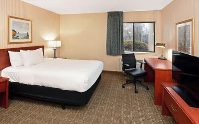 Photo 5 - La Quinta Inn & Suites by Wyndham Stevens Point