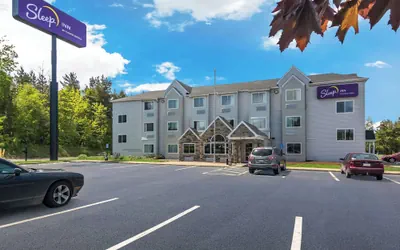 Photo 2 - Sleep Inn Erie near Sports Center