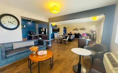Photo 4 - Red Lion Inn & Suites Junction City