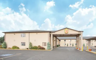 Photo 2 - Super 8 by Wyndham Elko