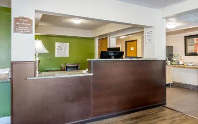 Photo 4 - Quality Inn & Suites Leesburg Chain of Lakes
