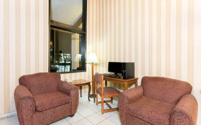 Photo 3 - Super 8 by Wyndham Riviera Beach West Palm Beach