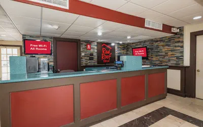 Photo 4 - Red Roof Inn Morgan City