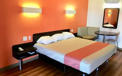 Photo 2 - Americas Best Value Inn Globe AZ
