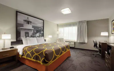 Photo 5 - Super 8 by Wyndham Eureka