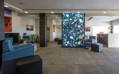Photo 4 - Hotel Elev8 Flagstaff, Trademark Collection by Wyndham