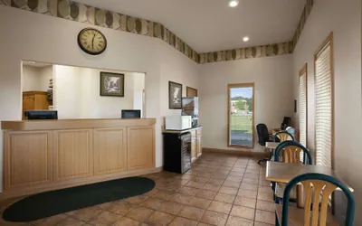 Photo 2 - Super 8 by Wyndham Collinsville St. Louis