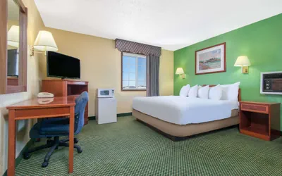 Photo 5 - Days Inn by Wyndham Great Bend