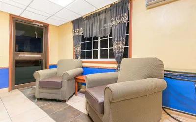 Photo 2 - Days Inn by Wyndham Great Bend
