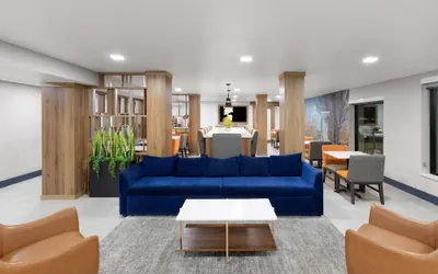 Photo 4 - La Quinta Inn & Suites by Wyndham Springdale