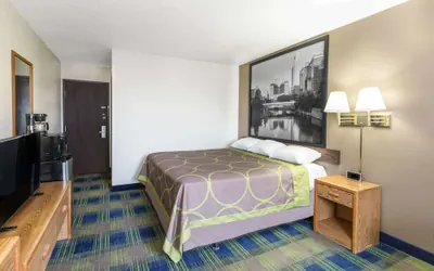 Photo 3 - Super 8 by Wyndham Columbus