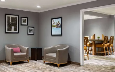 Photo 3 - La Quinta Inn & Suites by Wyndham Chicago Tinley Park