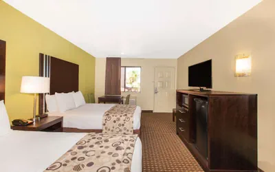 Photo 4 - Days Inn by Wyndham San Jose Airport