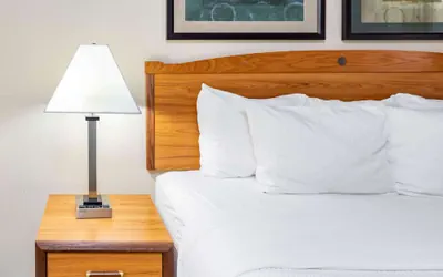 Photo 3 - La Quinta Inn & Suites by Wyndham El Paso East