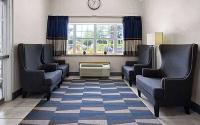 Photo 3 - Microtel Inn by Wyndham Raleigh Durham Airport