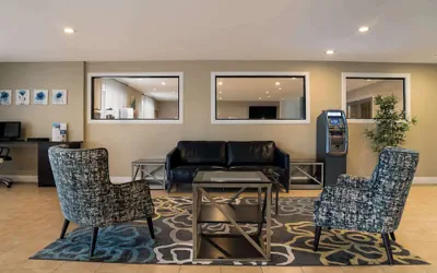Photo 3 - Quality Inn Grand Blanc - Flint South
