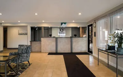 Photo 4 - Quality Inn Grand Blanc - Flint South