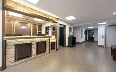 Photo 4 - Days Inn by Wyndham Fort Smith