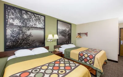 Photo 5 - Super 8 by Wyndham Fairmont