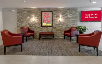 Photo 4 - Red Roof Inn PLUS+ Boston - Mansfield/ Foxboro