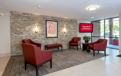 Photo 3 - Red Roof Inn PLUS+ Boston - Mansfield/ Foxboro
