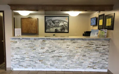 Photo 4 - Super 8 by Wyndham Coeur d'Alene