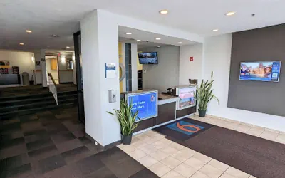 Photo 4 - Motel 6 Framingham, MA - Boston West