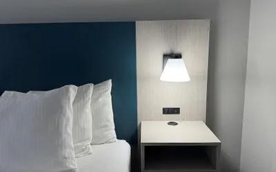 Photo 2 - La Quinta Inn by Wyndham Auburn Worcester