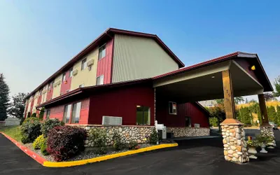 Photo 2 - FairBridge Inn & Suites Moscow/Pullman