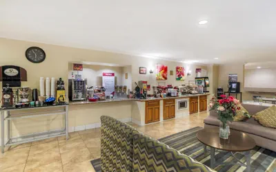 Photo 5 - Best Western Plus Pleasanton Inn